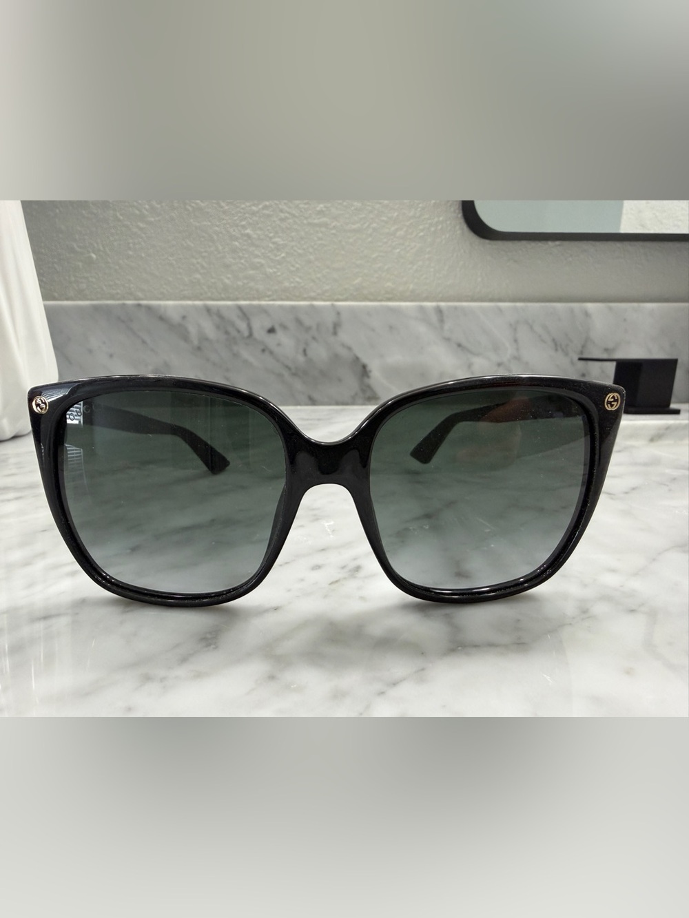 GUCCI Designer Black Oversized Women's Sunglasses